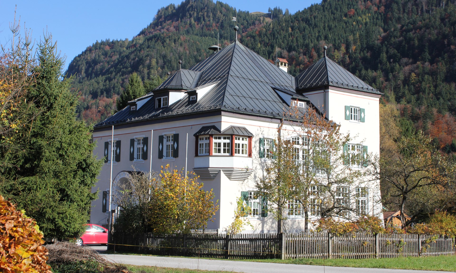 Alte Schule Sachrang, © H. Reiter