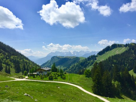 Geigelstein - Blick auf Wilder Kaiser von der Priener Hütte, © Manuela Maier