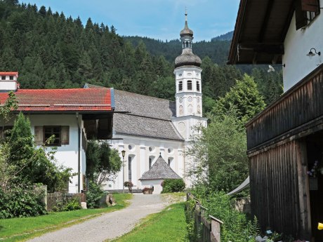 Kirche St. Michael Sachrang, © Tourist Info Aschau i.Ch.