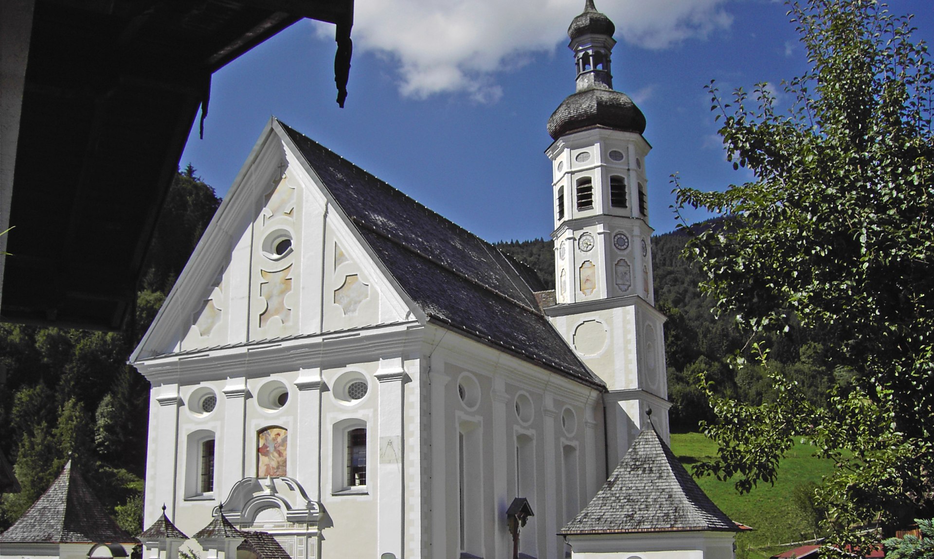 Kirche St. Michael Sachrang, © Tourist Info Aschau i.Ch.