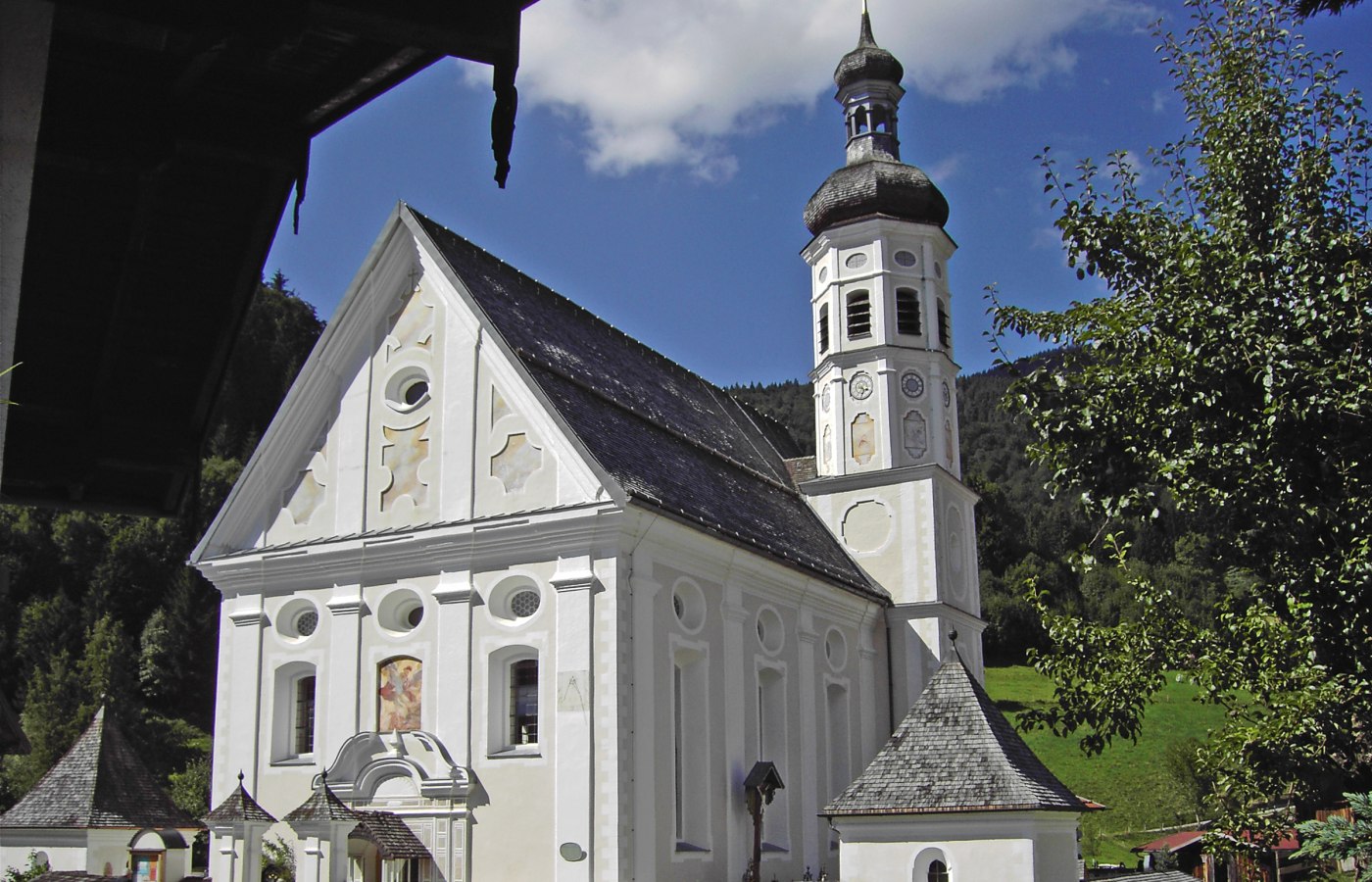 Kirche St. Michael Sachrang, © Tourist Info Aschau i.Ch.